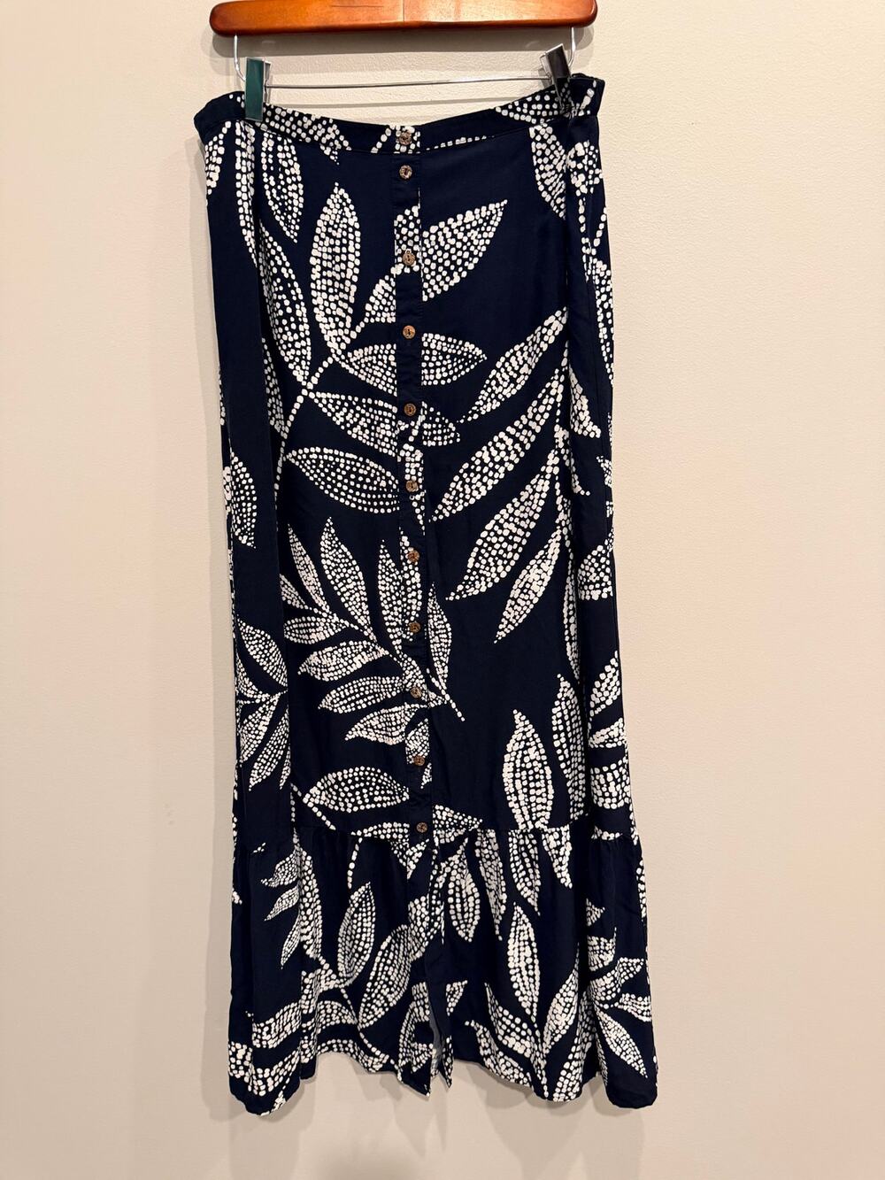 DR2 Women's Flowy Floral Leaf Print Tiered Maxi Skirt Size XL